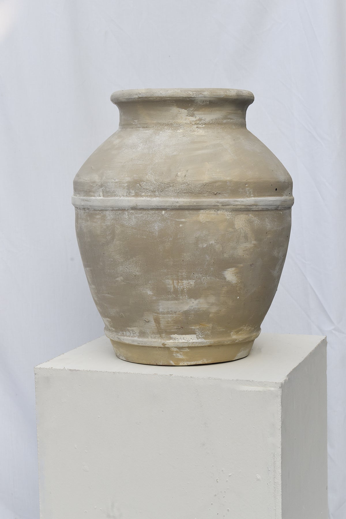 Handcrafted Terracotta Vase
White Washed