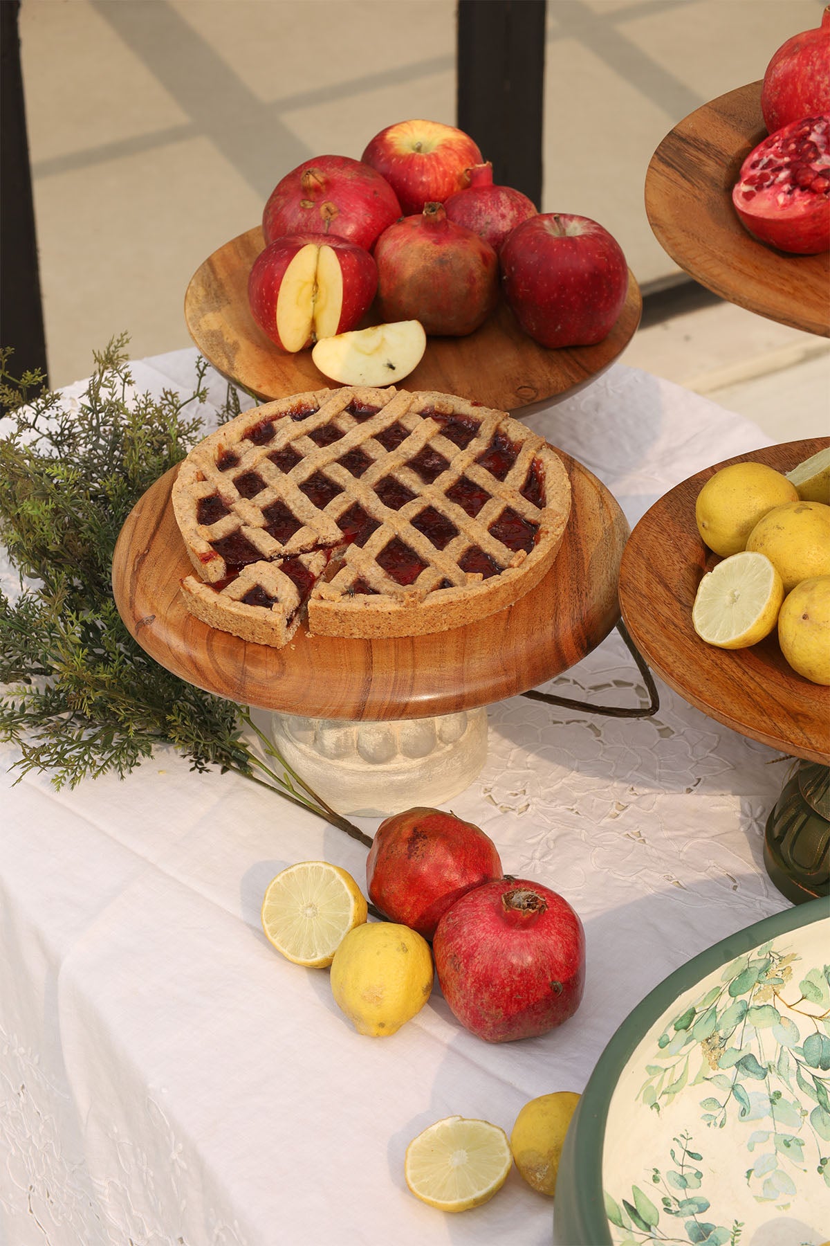 Peach Acacia Cake Stand